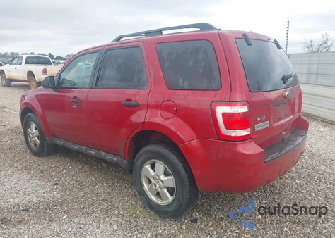 2010 Ford Escape Xlt from USA, damaged, VIN 1FMCU0D75AKB09855